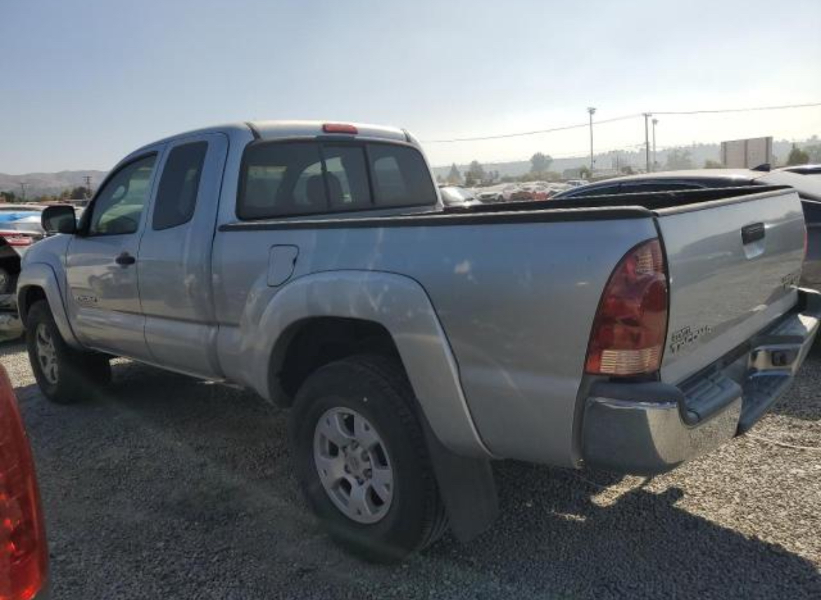 
								2005 Toyota Tacoma full									